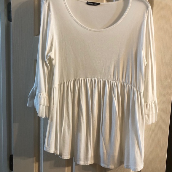 Off-white scoopneck baby doll top w/ruffled sleeve - Picture 2 of 5